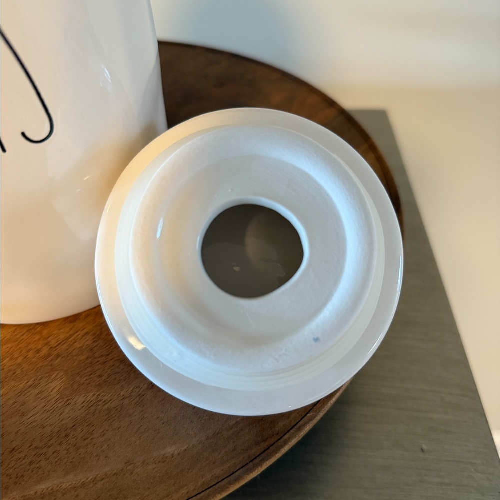 🌟RARE🌟 Rae Dunn Ceramic ‘Sweets’ Jar - Picture 3 of 5